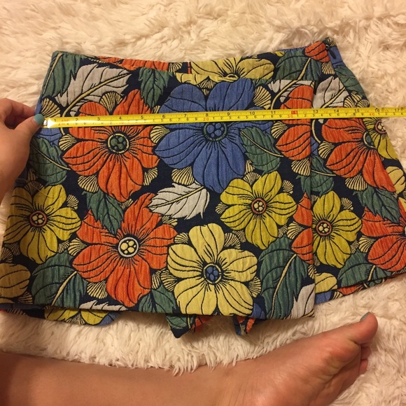 Zara Floral Skort - Picture 5 of 7